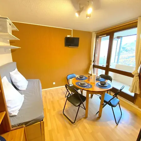 Avec Vue Imprenable Au Super-sauze - Pied Des Pistes * Enchastrayes