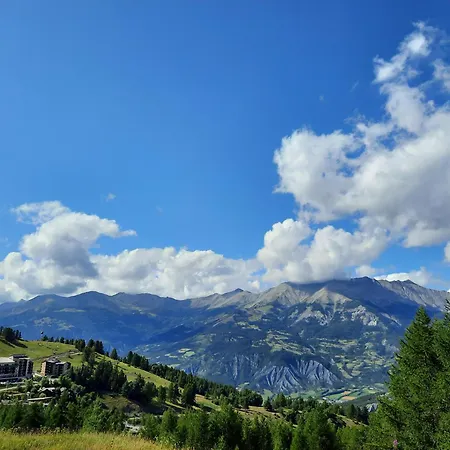 Avec Vue Imprenable Au Super-sauze - Pied Des Pistes * Enchastrayes
