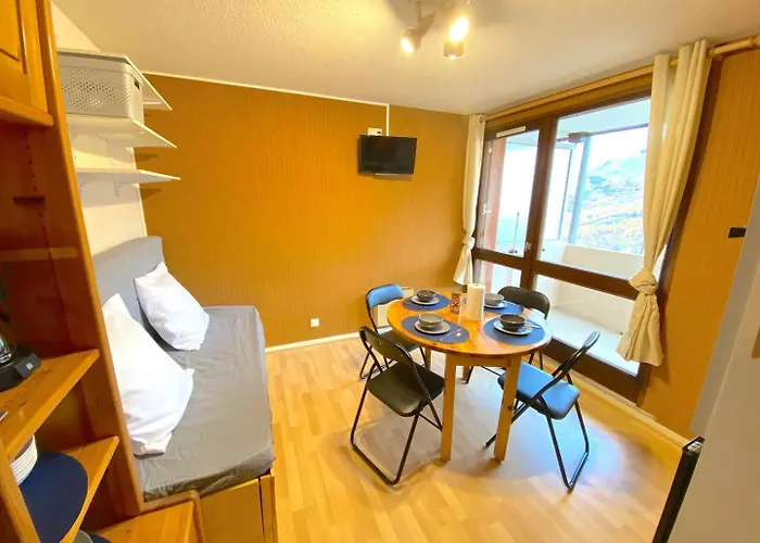 Avec Vue Imprenable - Depart Skis Aux Pieds * Enchastrayes