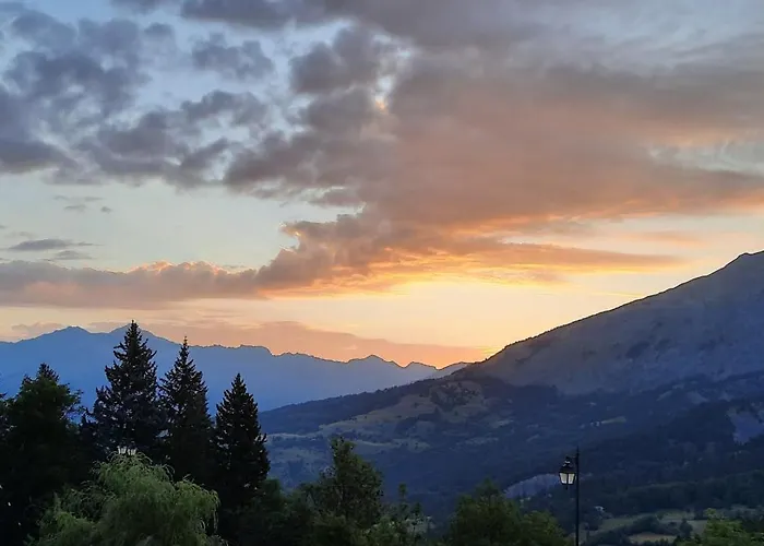 Avec Vue Imprenable - Depart Skis Aux Pieds דירה